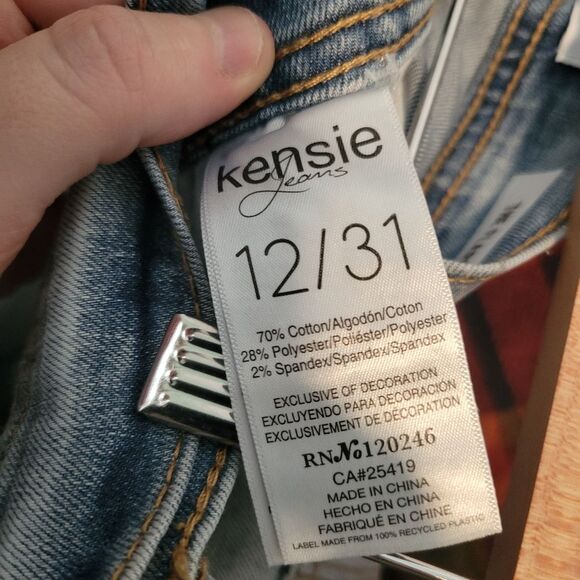 Kensie The Flare Jeans High Rise Size 12/31 NWT - Picture 10 of 10